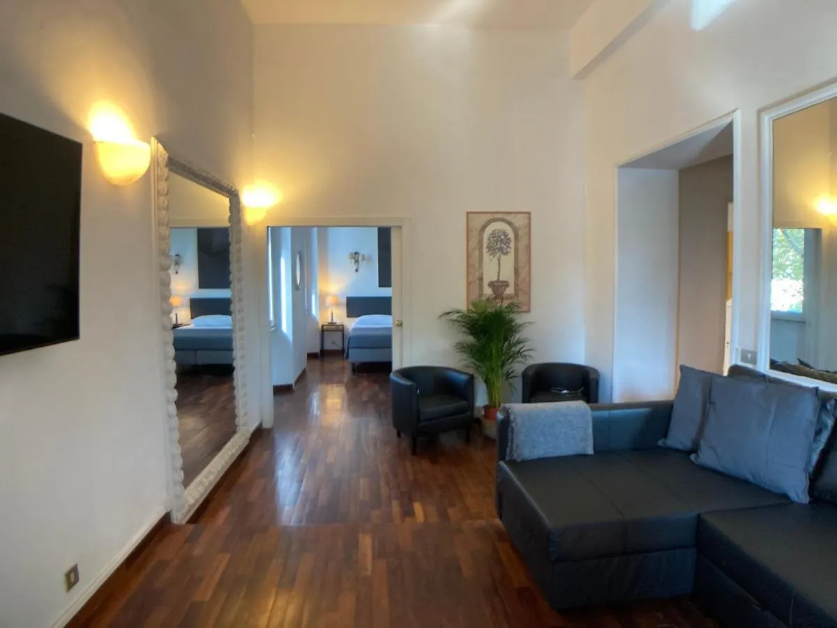 Apartment Maison Cloe Near The Spanish Steps Rome